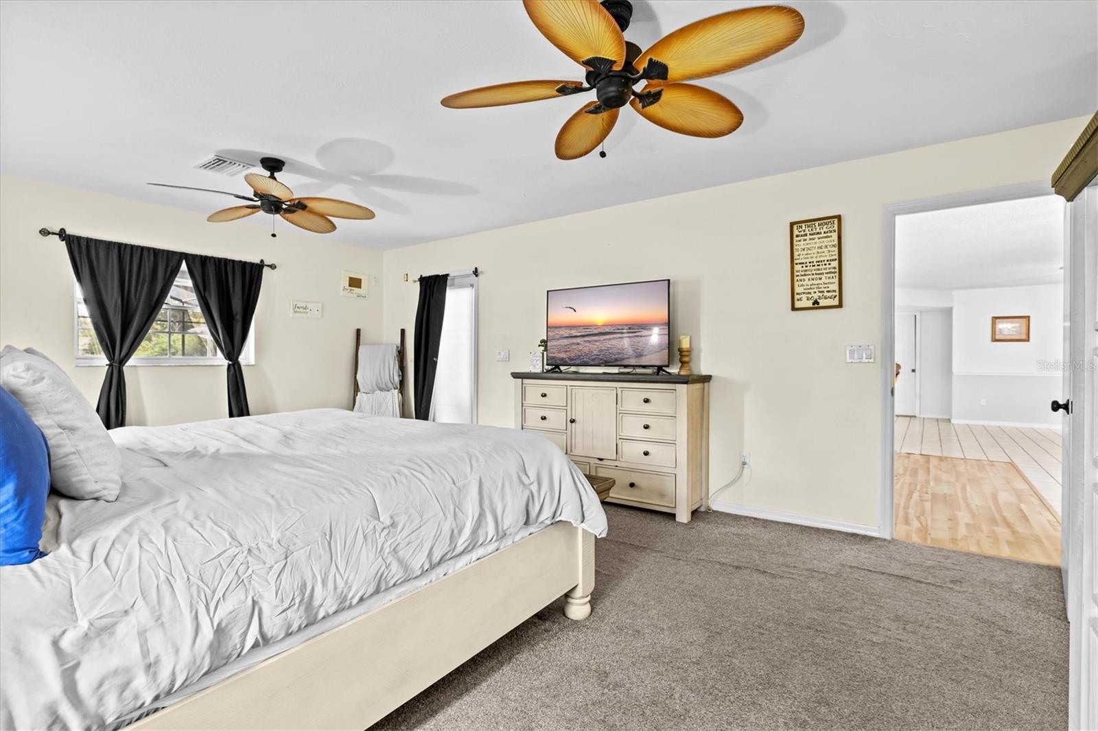 MISSION VALLEY - Residential