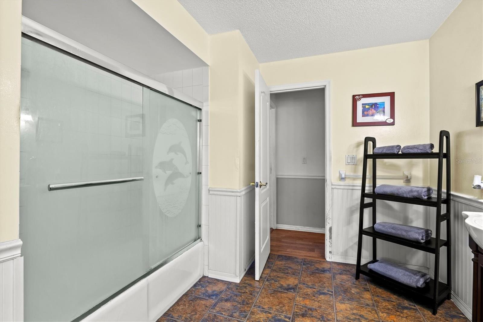 MISSION VALLEY - Residential