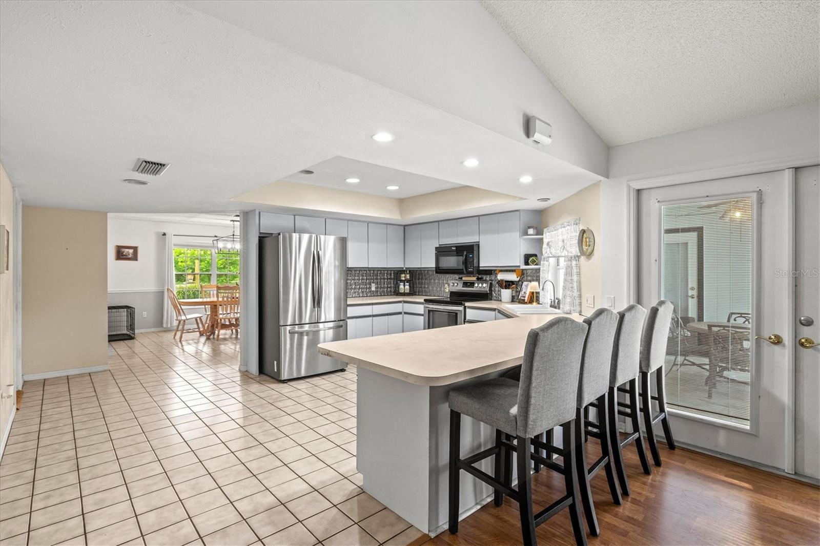 MISSION VALLEY - Residential