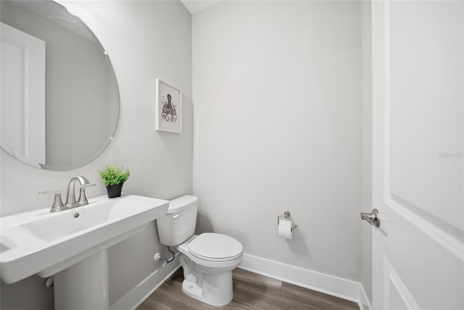 EPPERSON CRYSTAL LAGOON TWNHMS - Residential