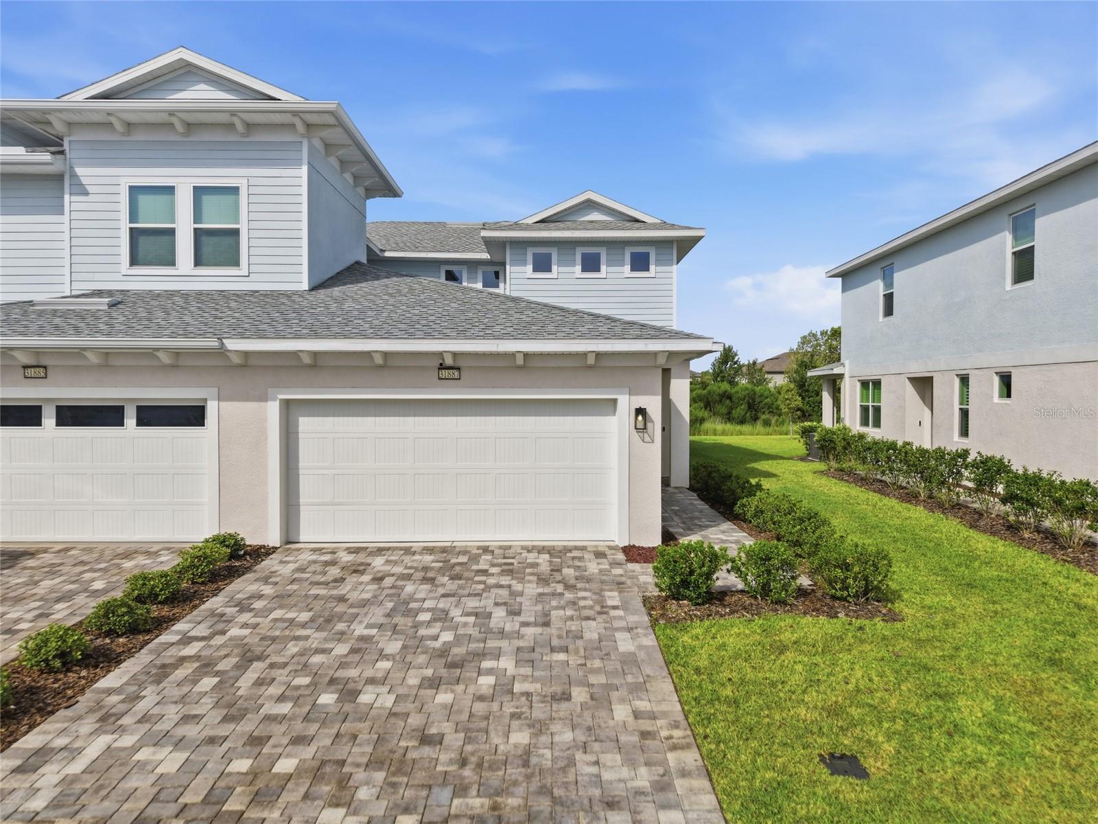 EPPERSON CRYSTAL LAGOON TWNHMS - Residential