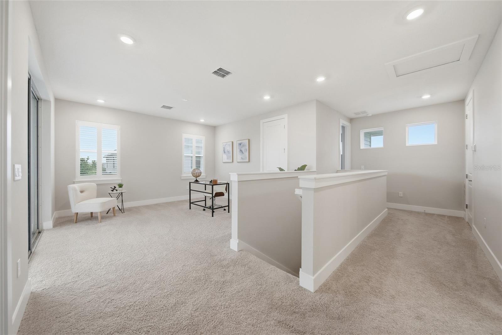 EPPERSON CRYSTAL LAGOON TWNHMS - Residential