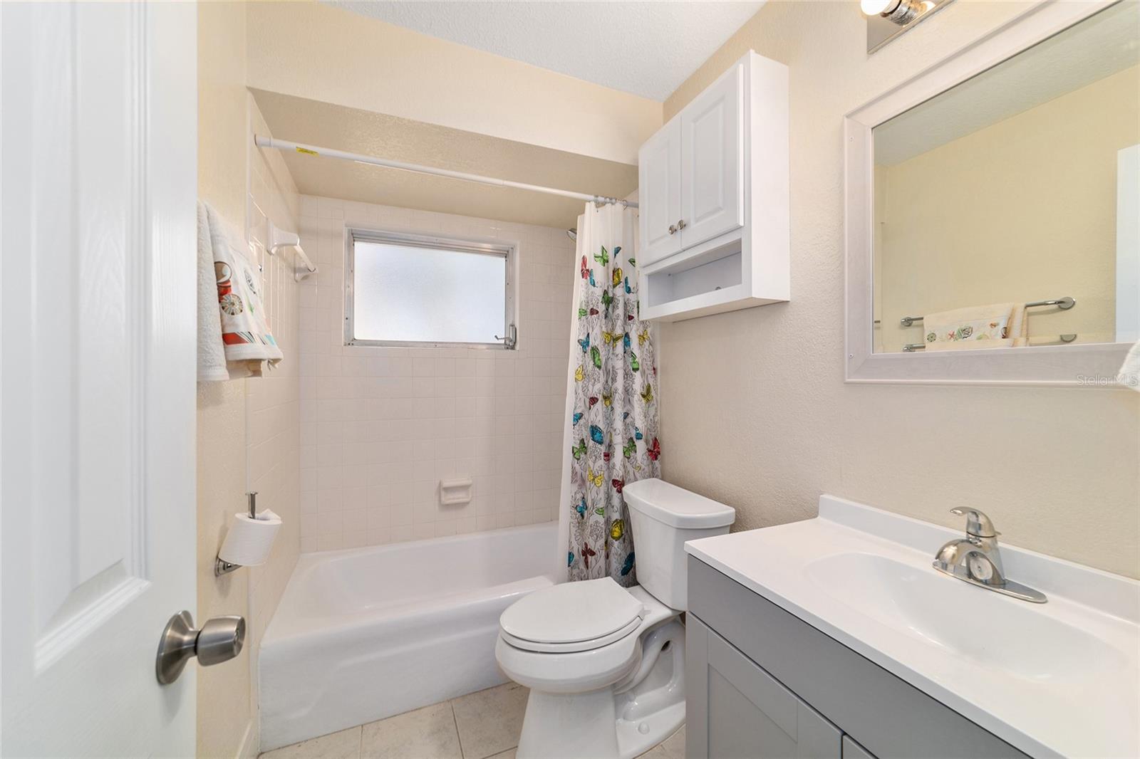 RAINBOW LAKES ESTATE - Residential
