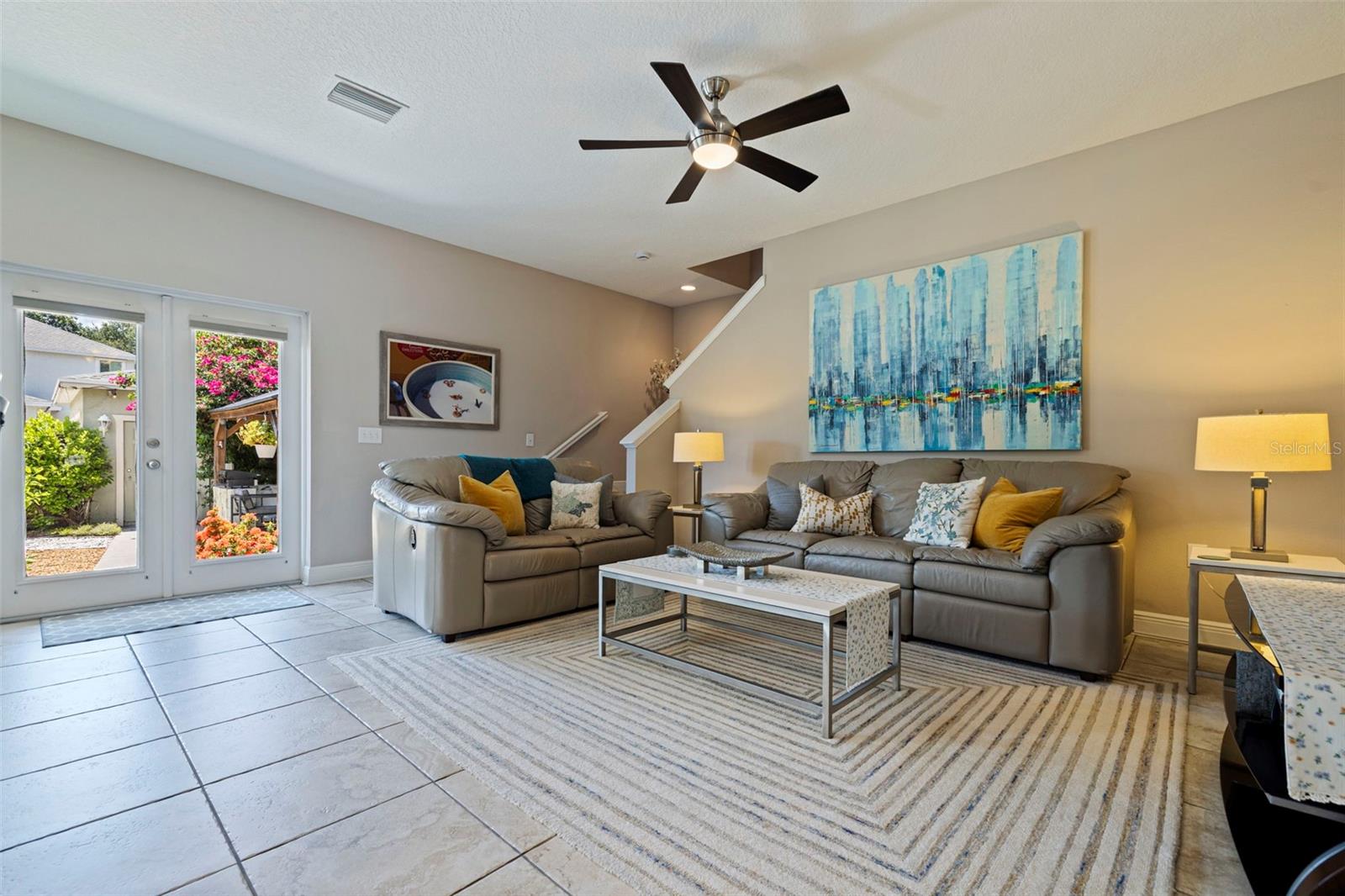 BARTLETT COURT - Residential