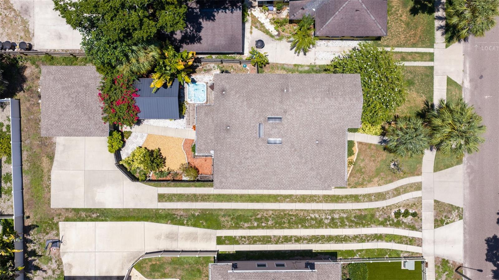 BARTLETT COURT - Residential