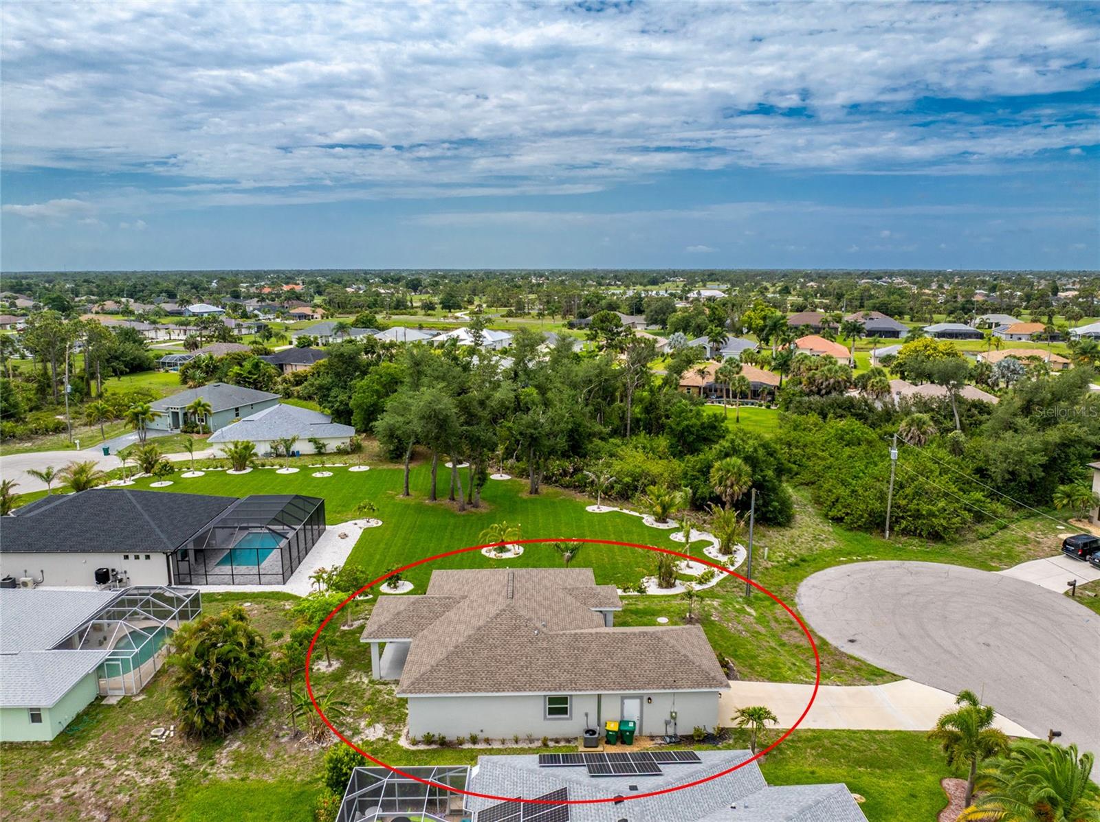 ROTONDA LAKES - Residential
