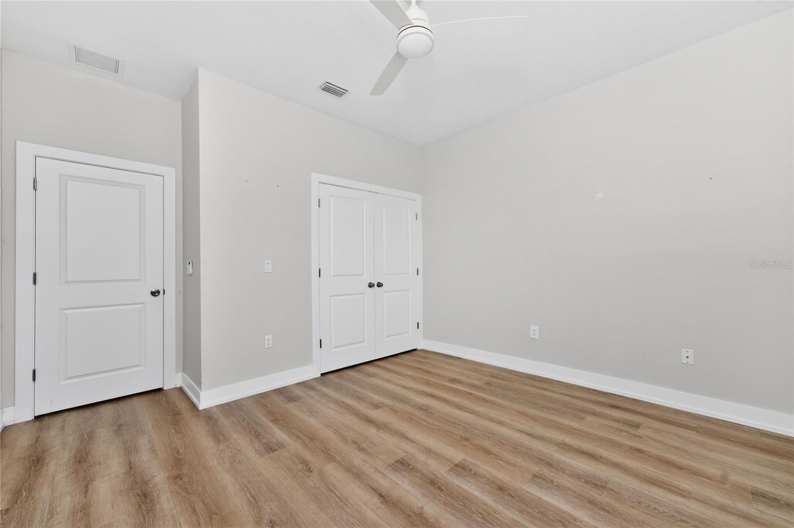 ROTONDA LAKES - Residential
