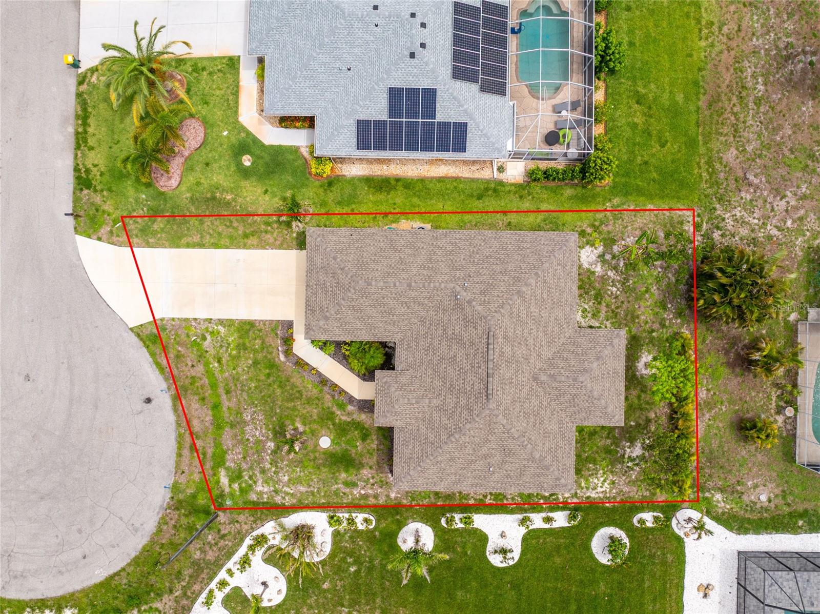 ROTONDA LAKES - Residential