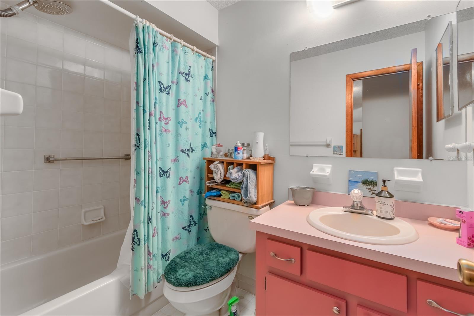 PALM CAY - Residential