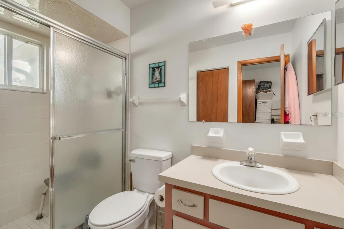 PALM CAY - Residential