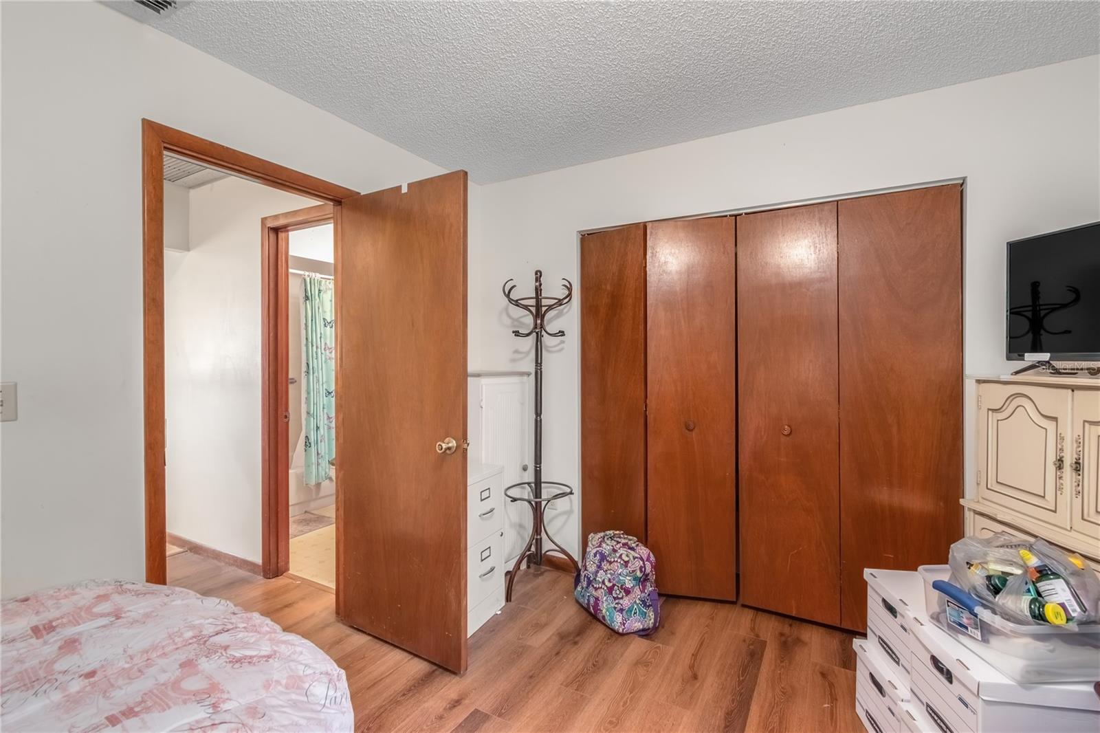 PALM CAY - Residential