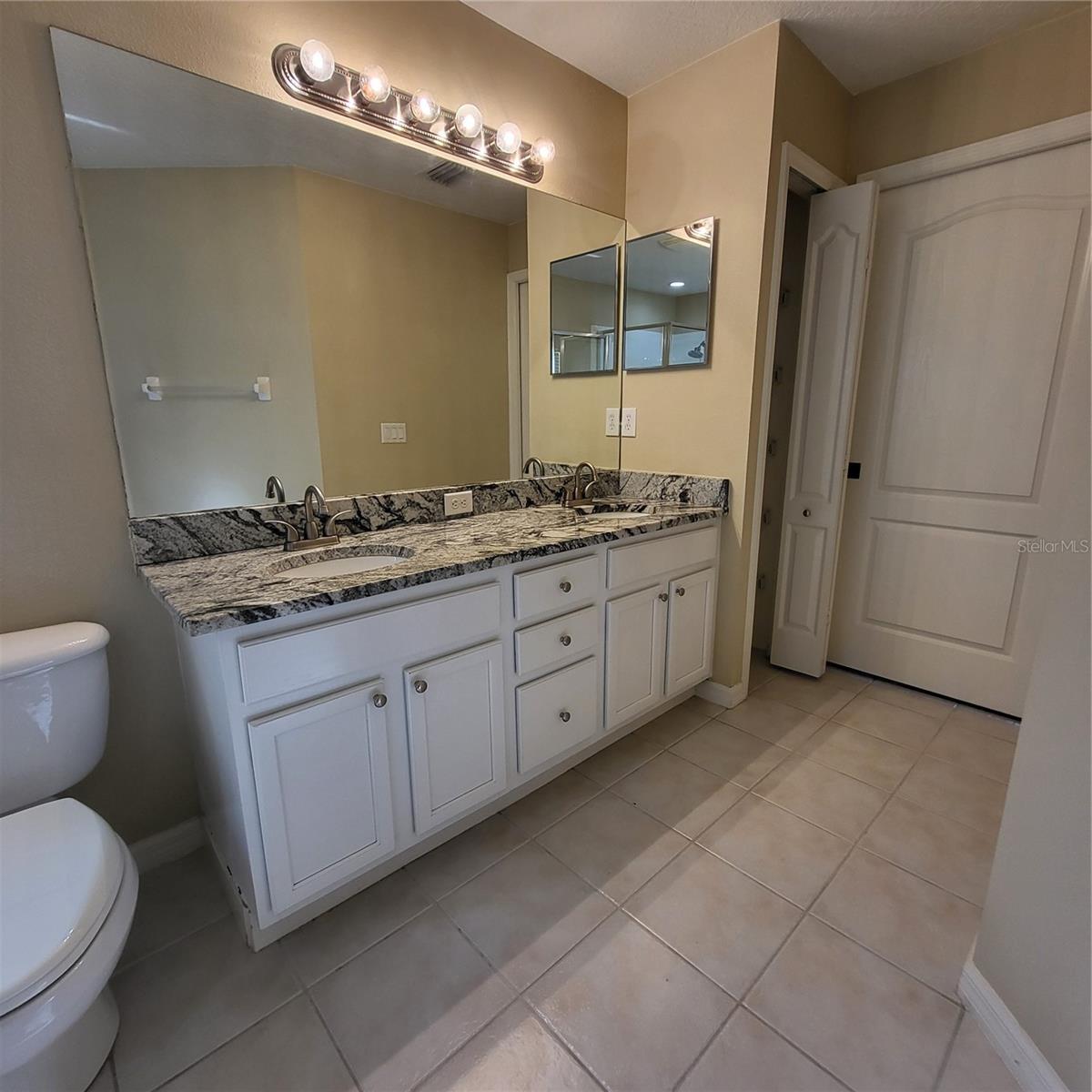 GRAND OAKS PH 02 UNIT 01 02 - Residential Lease