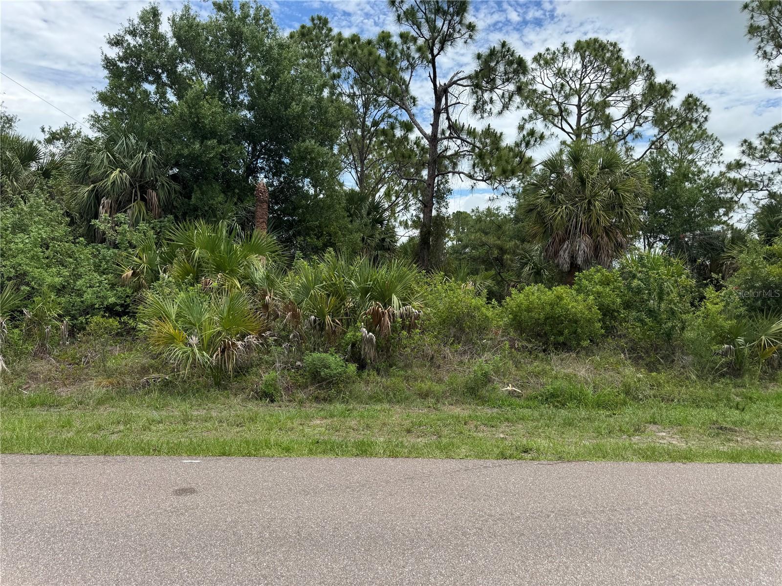 PORT CHARLOTTE SEC 050 - Land