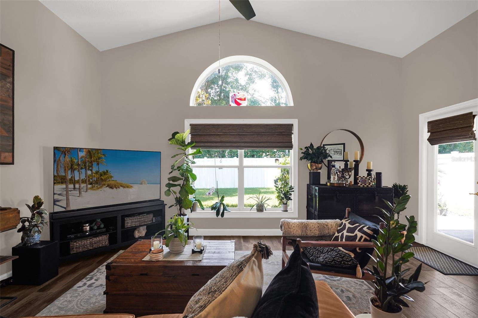 ROYAL OAKS - Residential