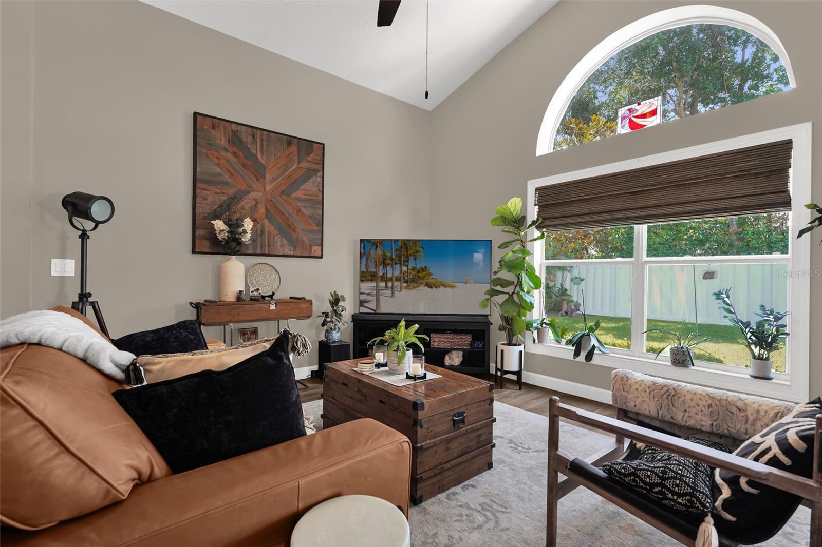 ROYAL OAKS - Residential