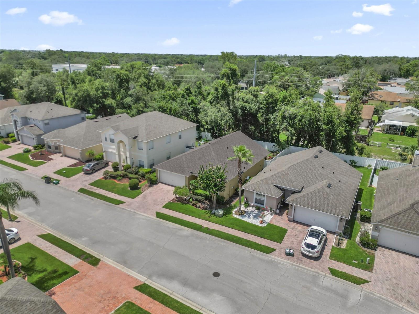 ROYAL OAKS - Residential