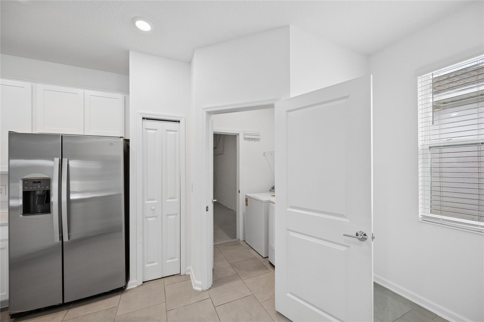 CASCADES PHASES - Residential Lease