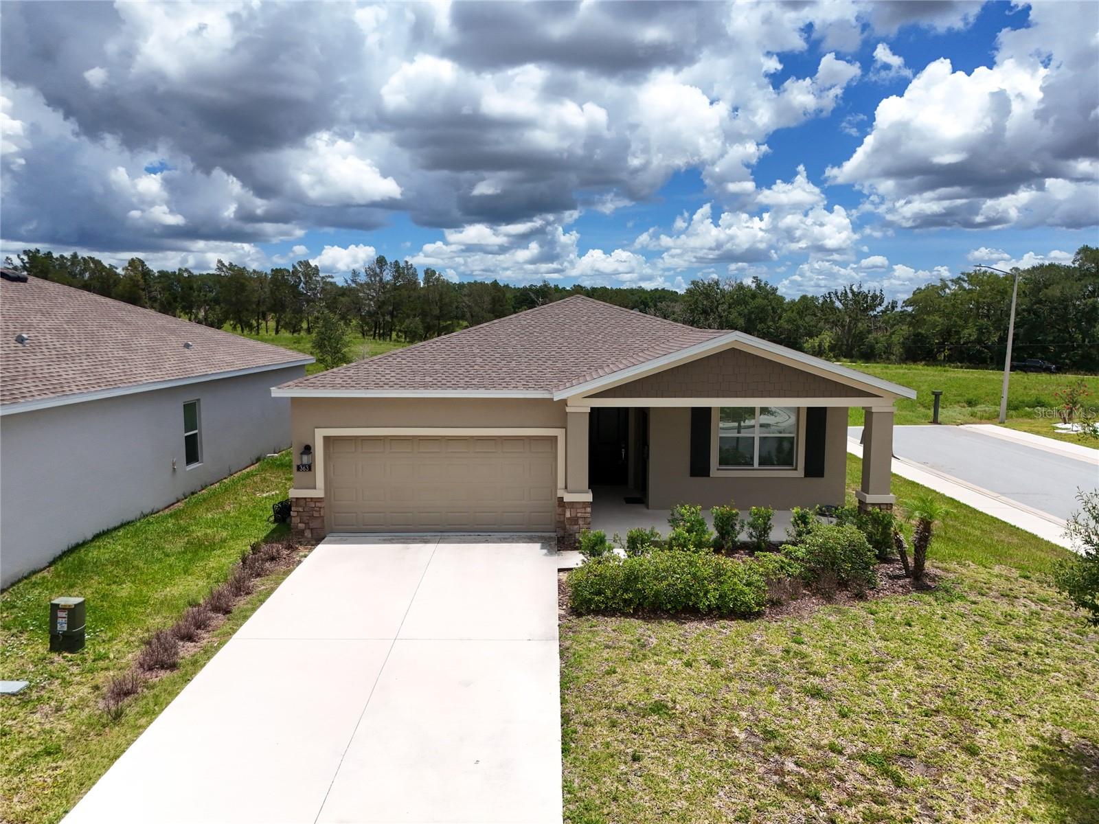 CASCADES PHASES - Residential Lease
