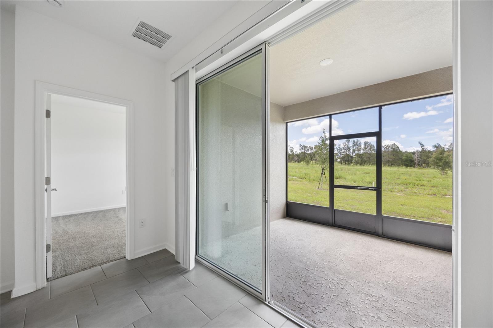 CASCADES PHASES - Residential Lease