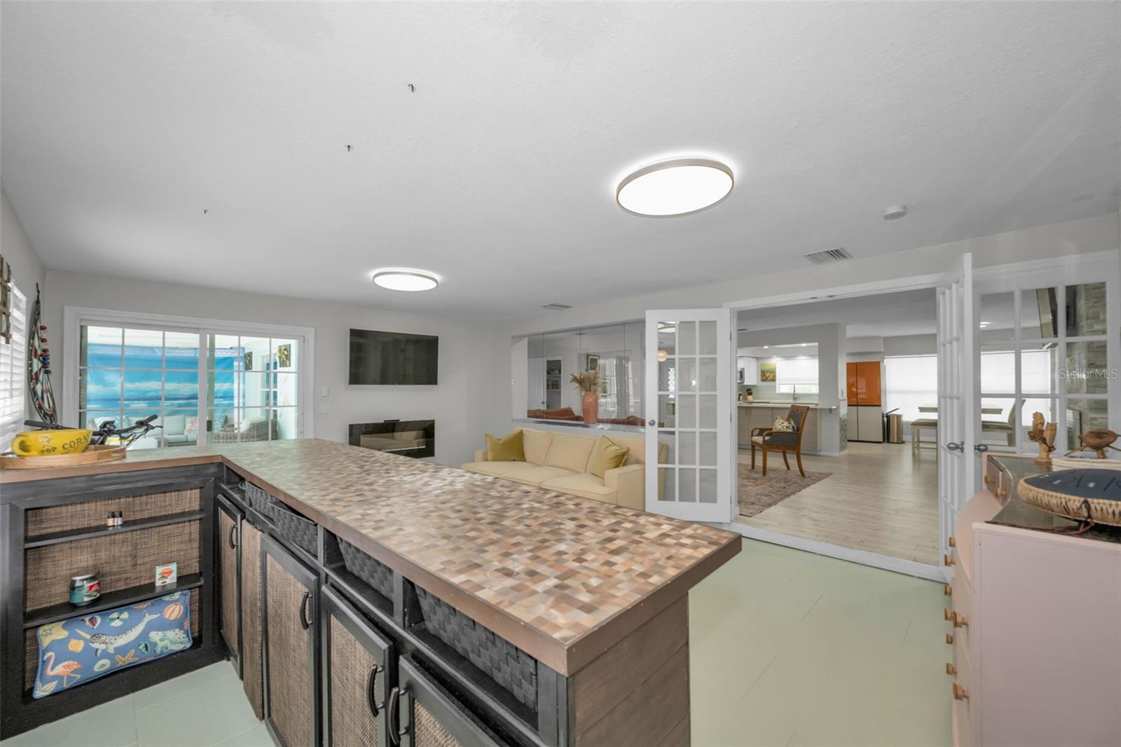 SUNSET HIGHLANDS - Residential