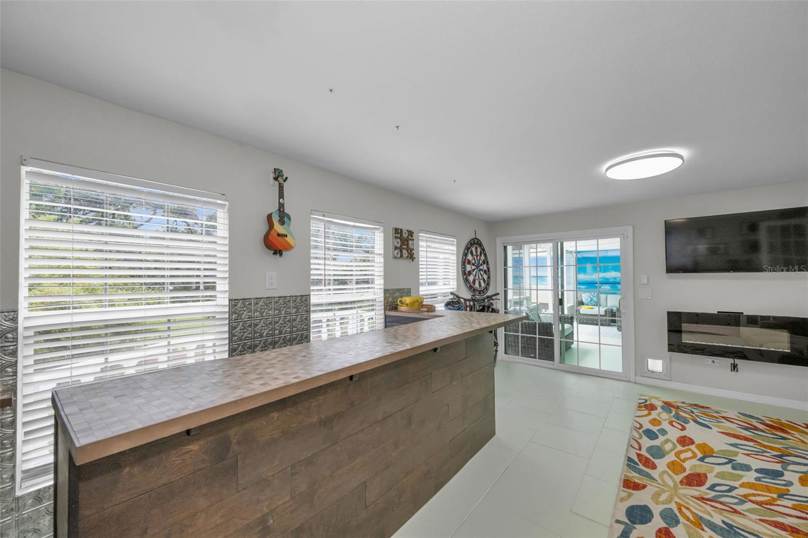 SUNSET HIGHLANDS - Residential