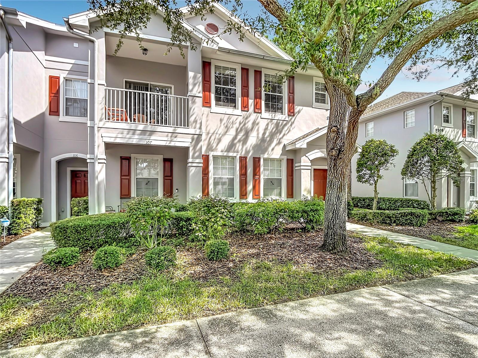 WORTHINGTON AT WEST PARK VILLA - Residential