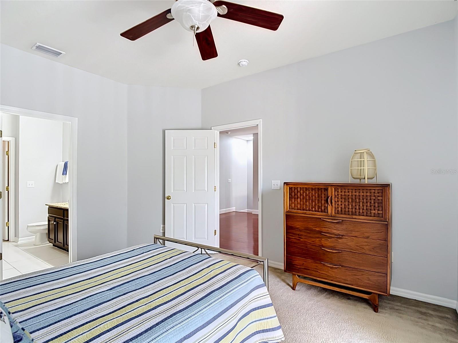 WORTHINGTON AT WEST PARK VILLA - Residential