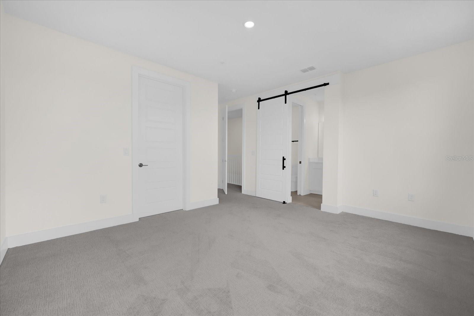 TOWNHOMES AT CITY PLACE - Residential Lease