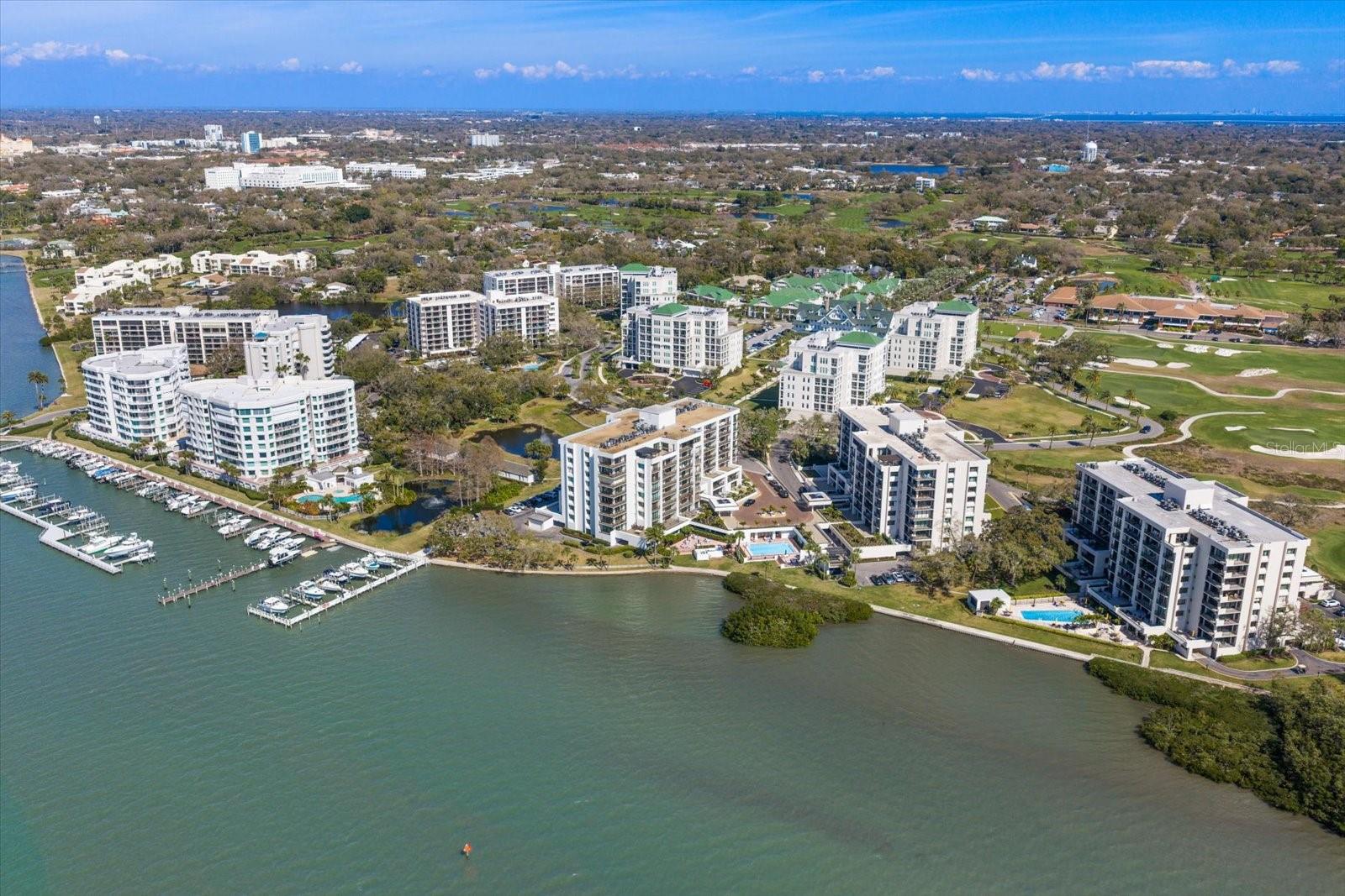 BELLEVIEW BILTMORE VILLAS S GARDEN 8 - Residential