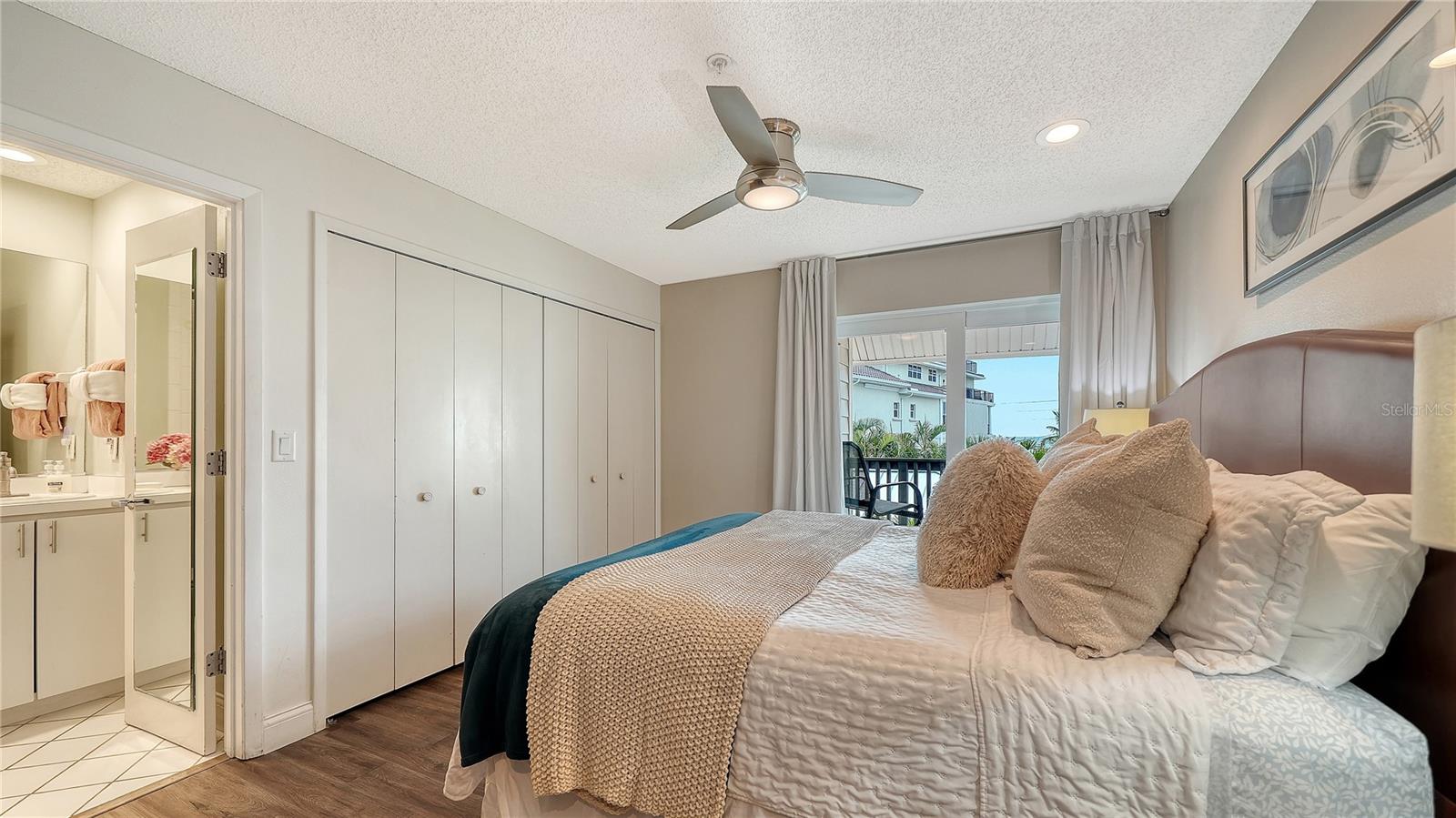 SARASOTA BEACH - Residential