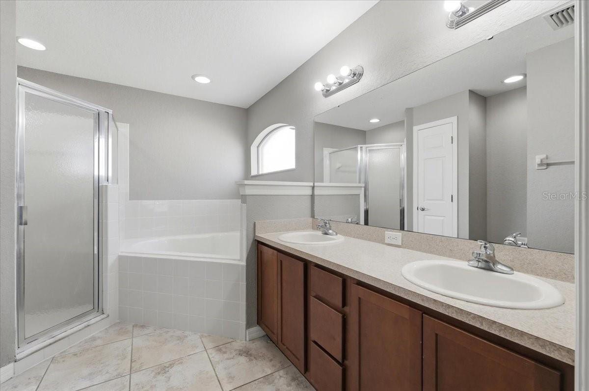 TURNER OAKS - Residential