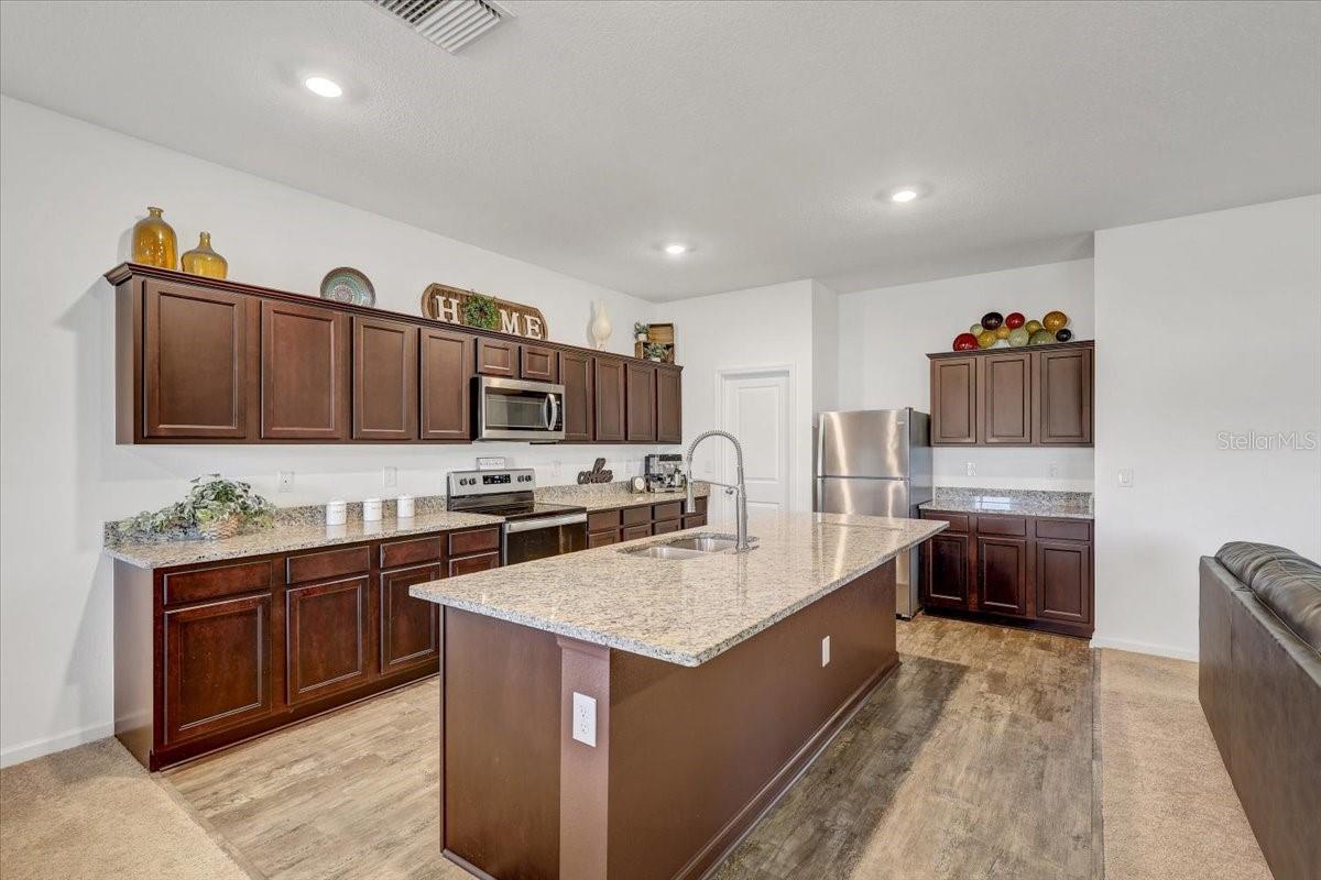 IMPERIAL OAKS PH 1 - Residential