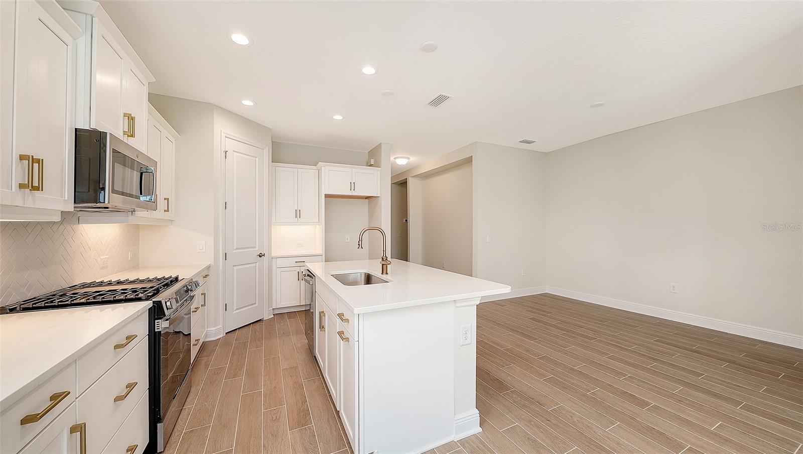 GRAND PARK PHASE 3A & 3B - Residential