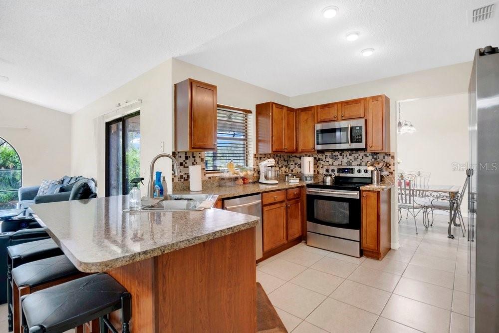 DELTONA LAKES UNIT 27 - Residential