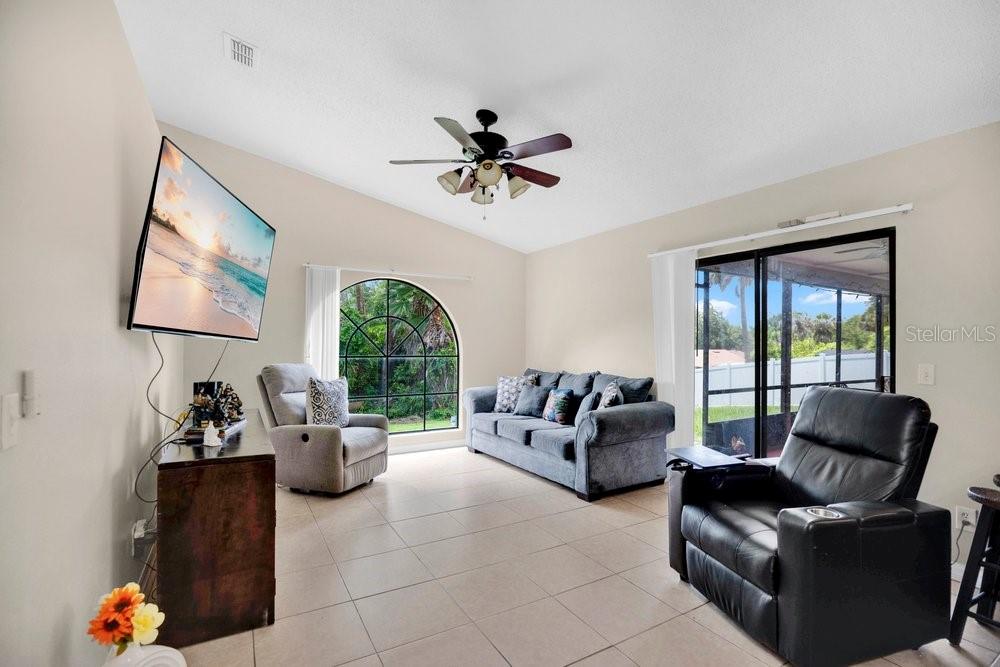 DELTONA LAKES UNIT 27 - Residential