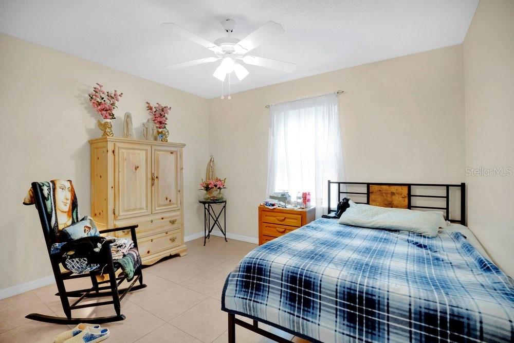 DELTONA LAKES UNIT 27 - Residential