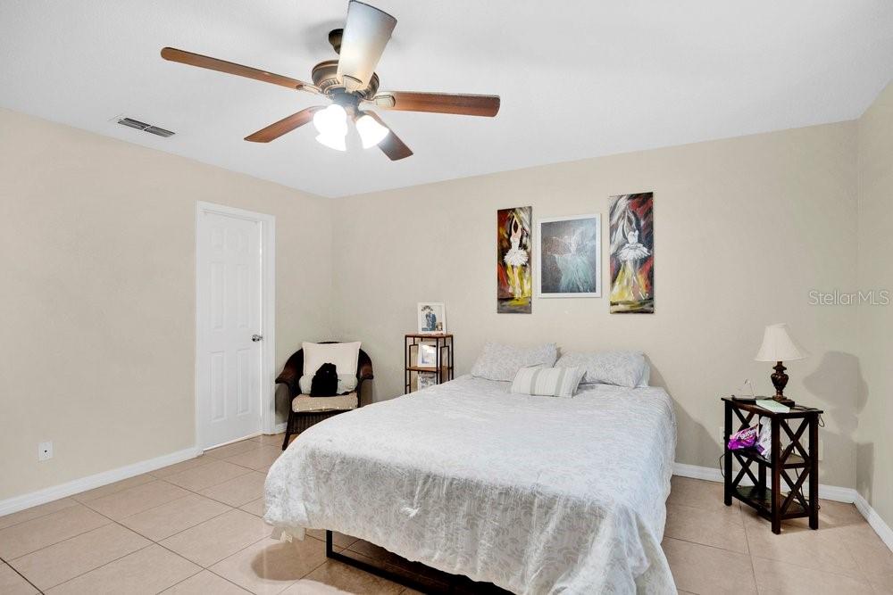 DELTONA LAKES UNIT 27 - Residential