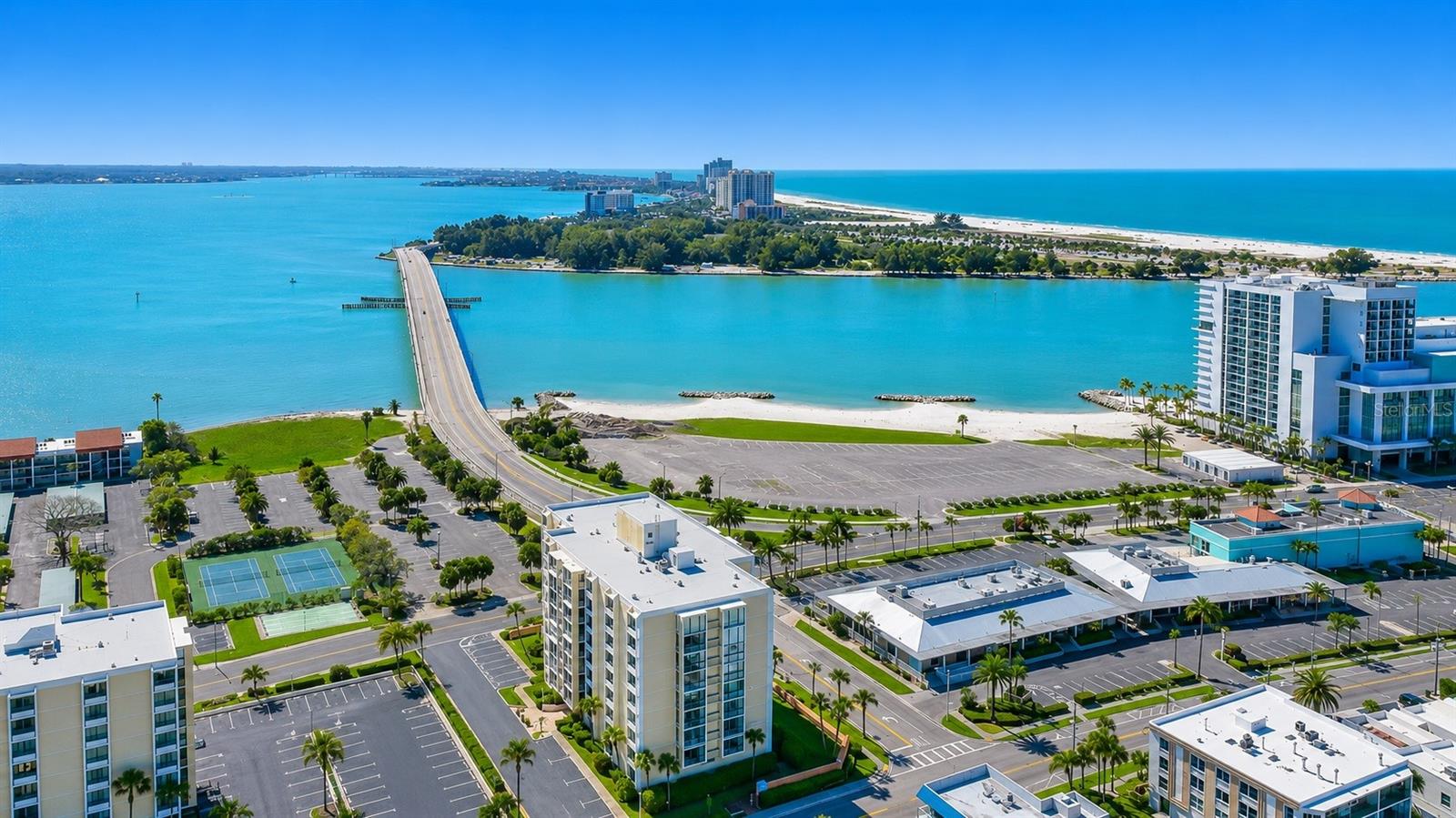 CLEARWATER POINT 8 TENNIS - Residential