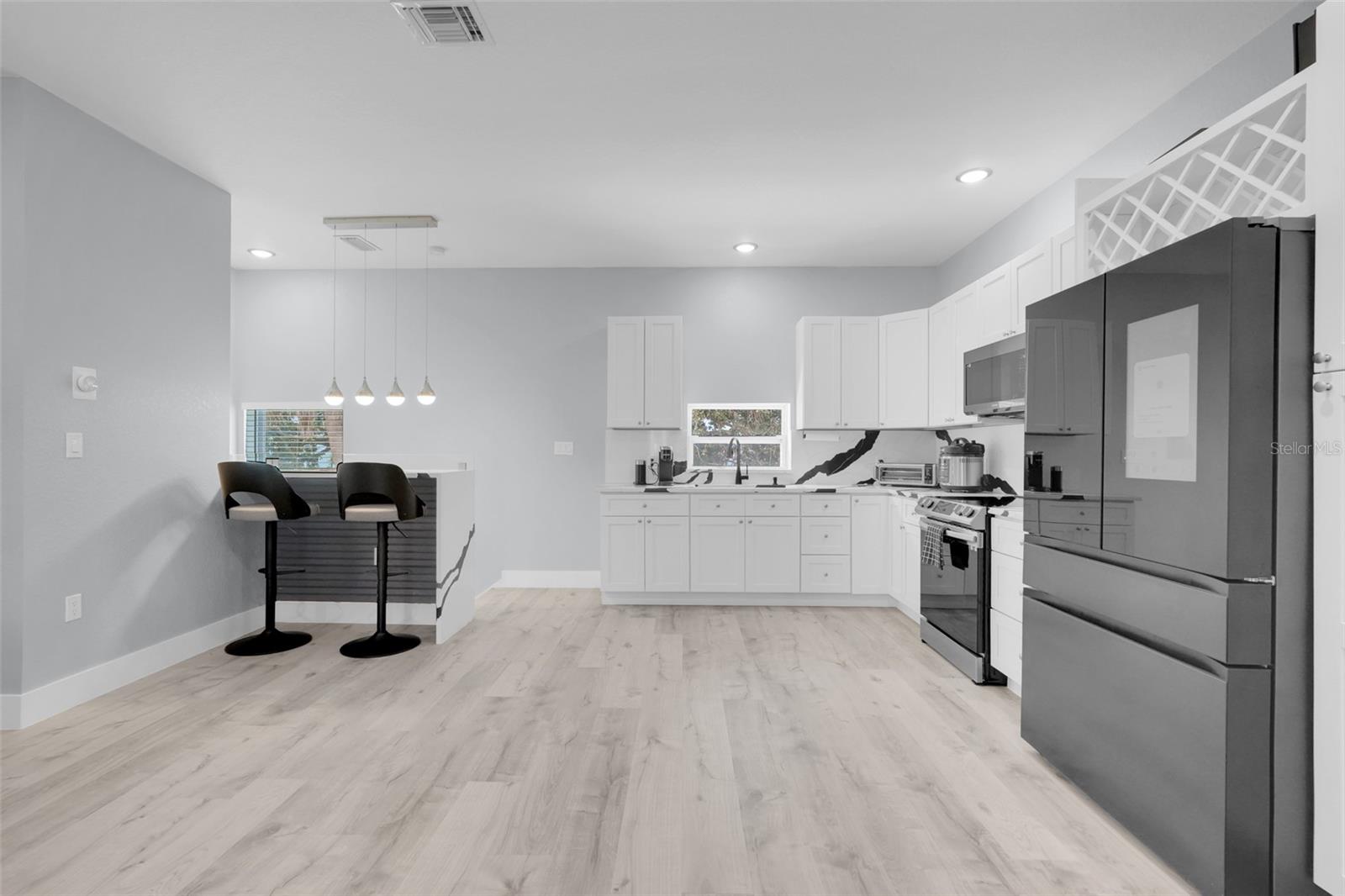 MEMENTO - Residential Income