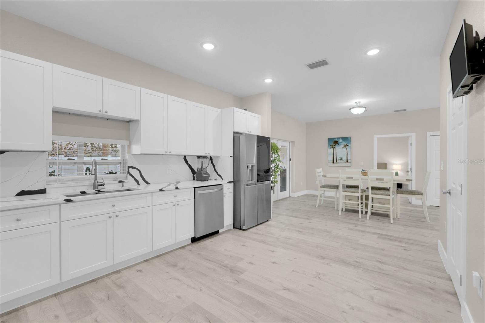 MEMENTO - Residential Income