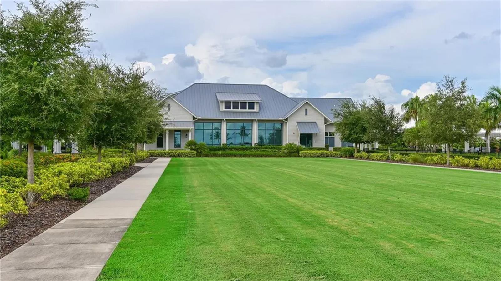 LAKEHOUSE COVE AT WATERSIDE - Residential