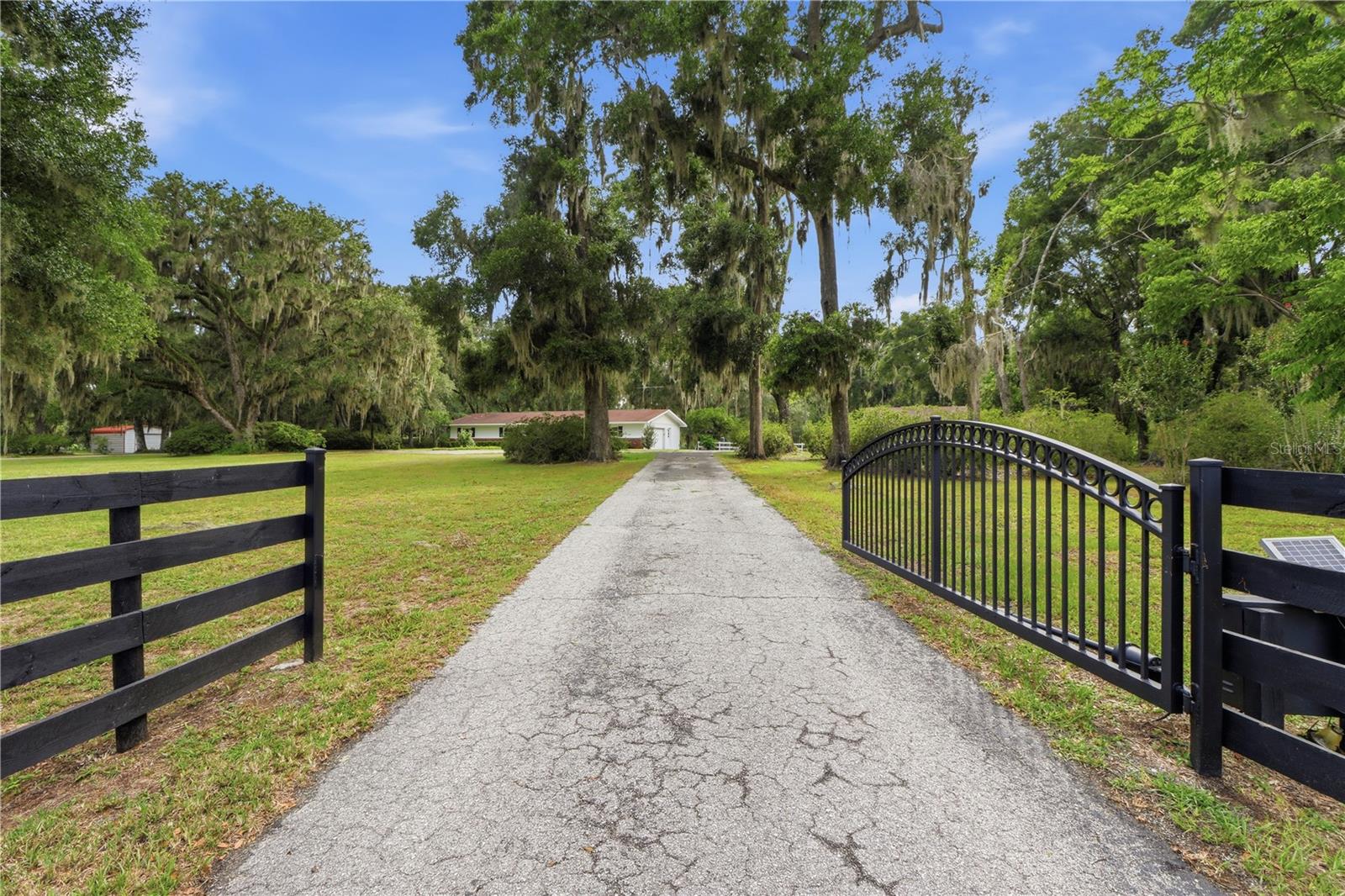 SPRING LAKE - Residential