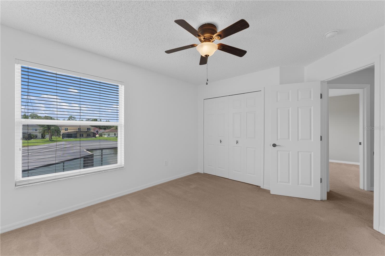 DAHLIA RESERVE AT CRESCENT LAKES - Residential Lease