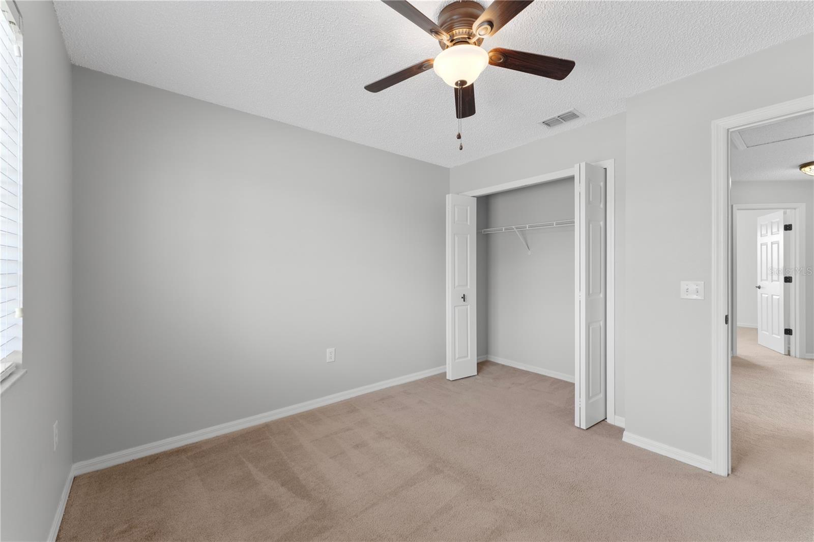 DAHLIA RESERVE AT CRESCENT LAKES - Residential Lease