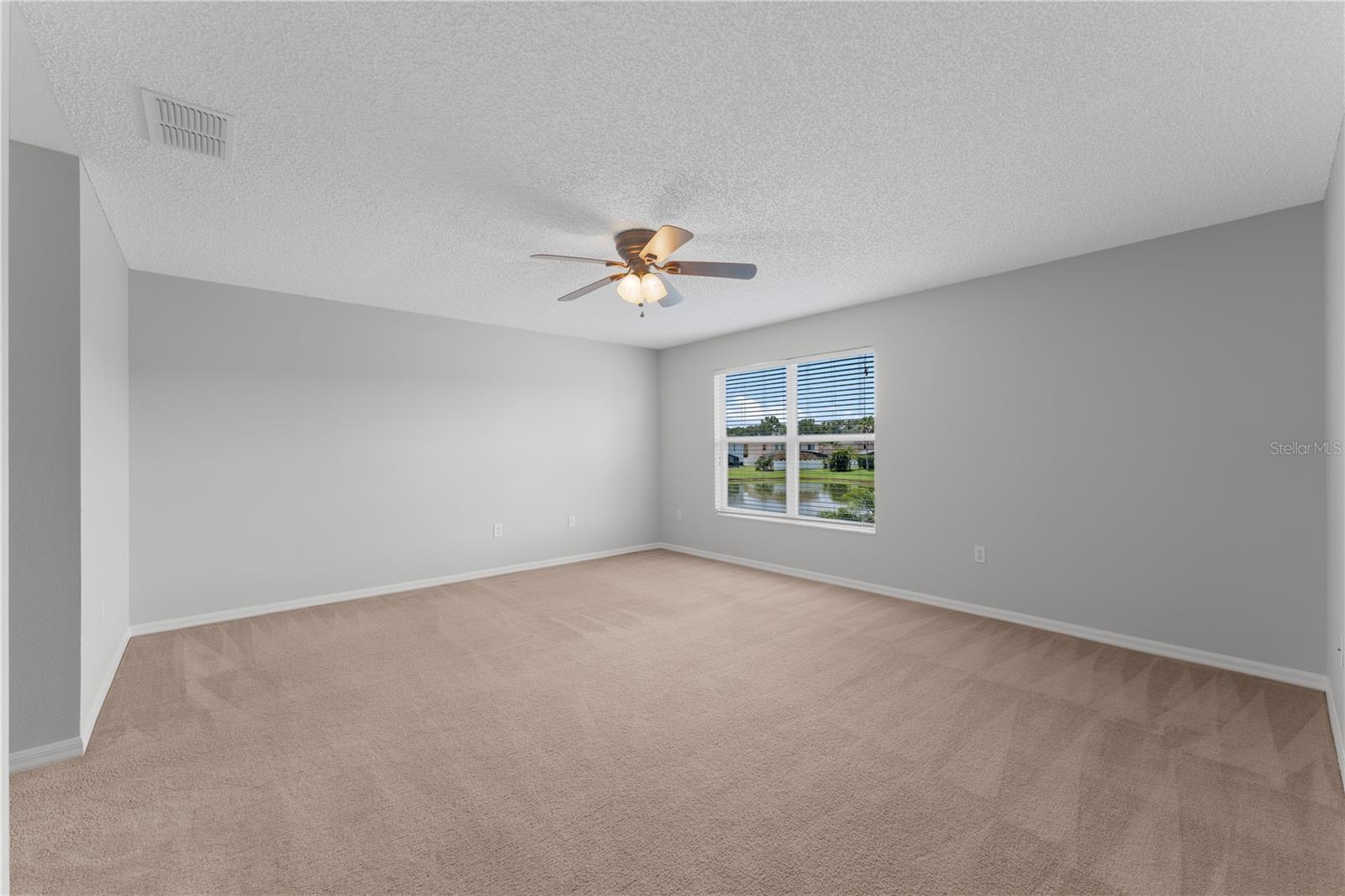 DAHLIA RESERVE AT CRESCENT LAKES - Residential Lease