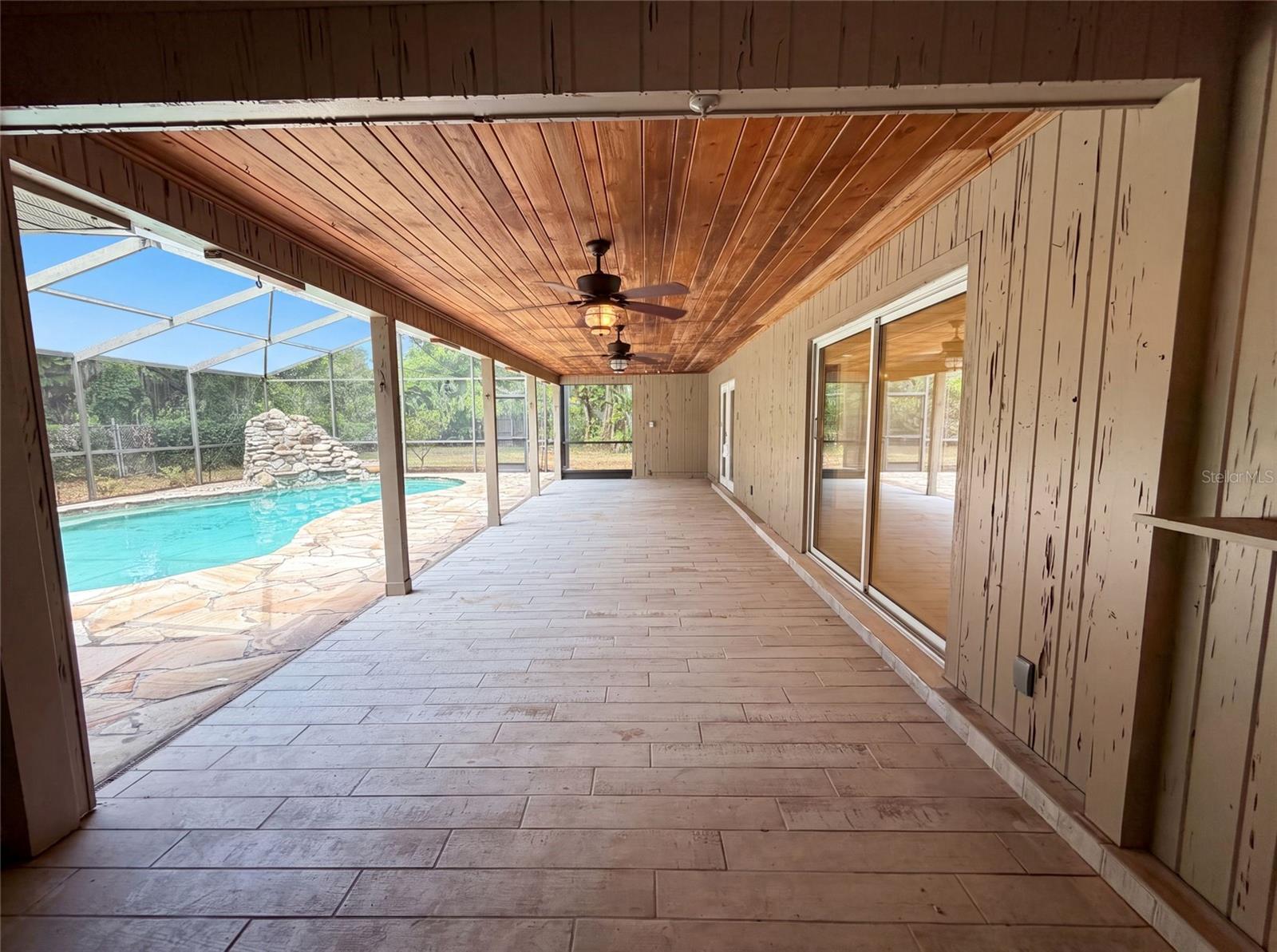 DESOTO LAKES COUNTRY CLUB COLONY 5 - Residential