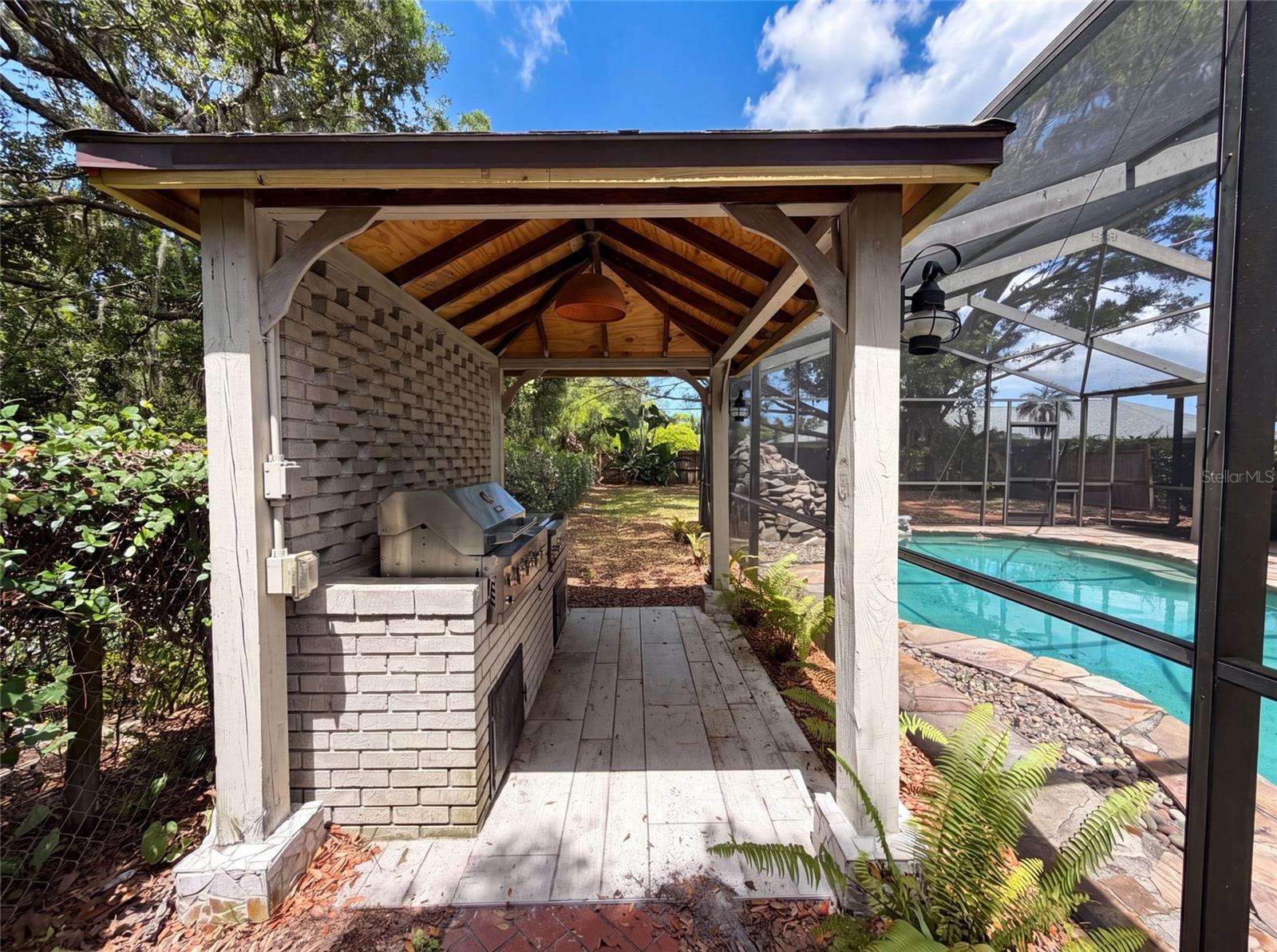 DESOTO LAKES COUNTRY CLUB COLONY 5 - Residential