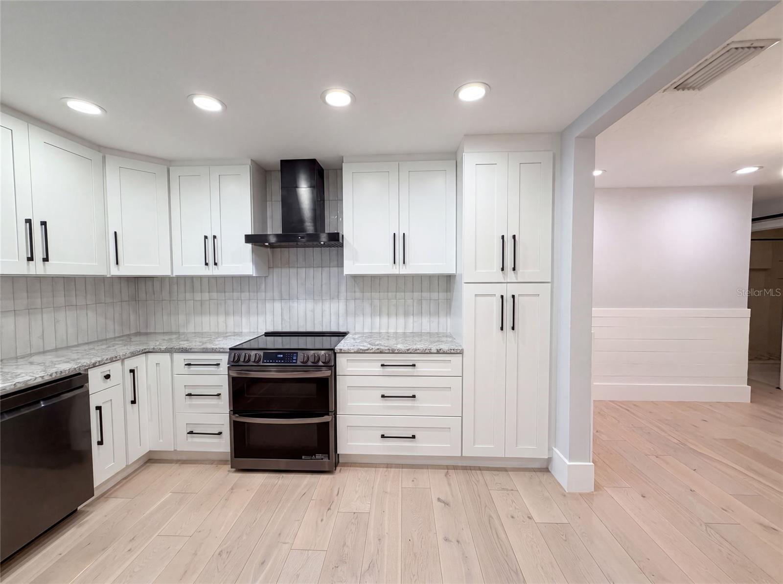 DESOTO LAKES COUNTRY CLUB COLONY 5 - Residential