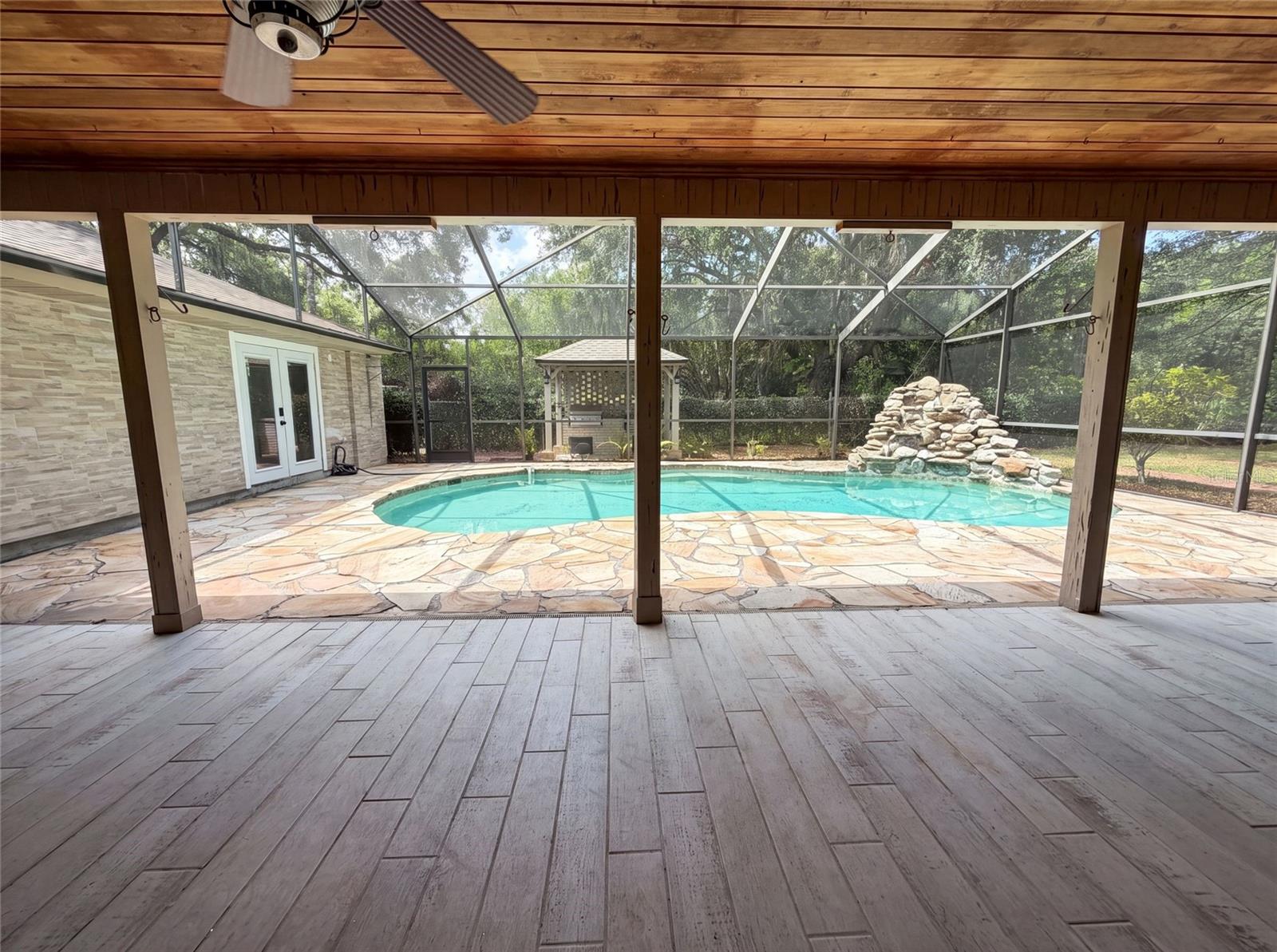 DESOTO LAKES COUNTRY CLUB COLONY 5 - Residential