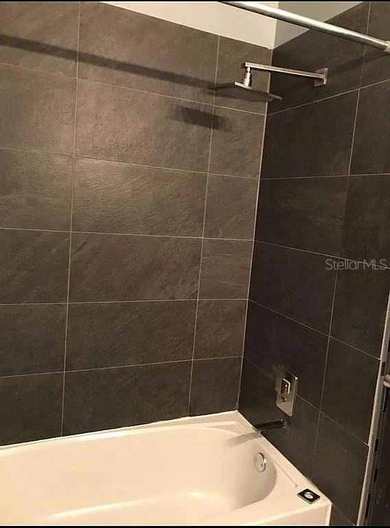 HUNTERS CREEK TR 150 PH 03 - Residential